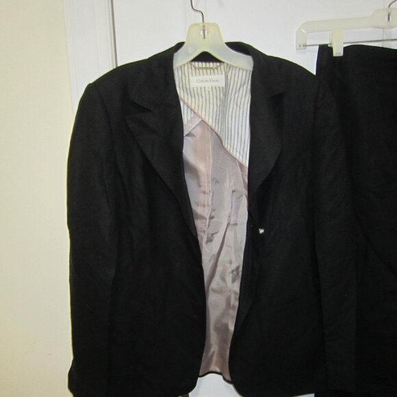 Calvin Klein Women's 2pc Black Pant Suit, sz 12 - Picture 3 of 8